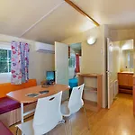 La Pinede Campingplatz Gréoux-les-Bains
