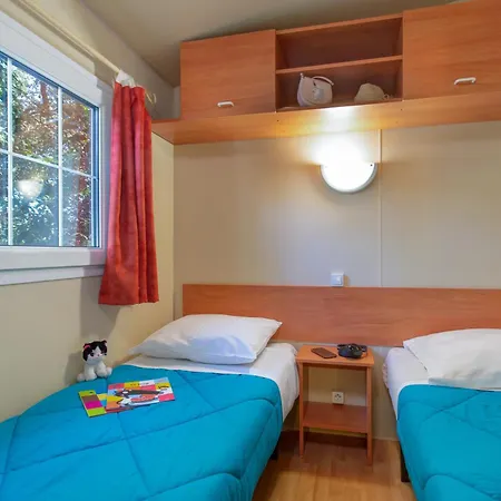 Paradis La Pinede 4* 그뢰오레방