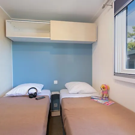 Paradis La Pinede 4* 그뢰오레방