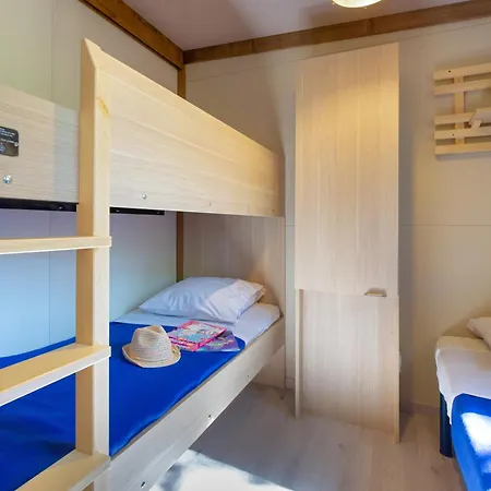 Paradis La Pinede 4*