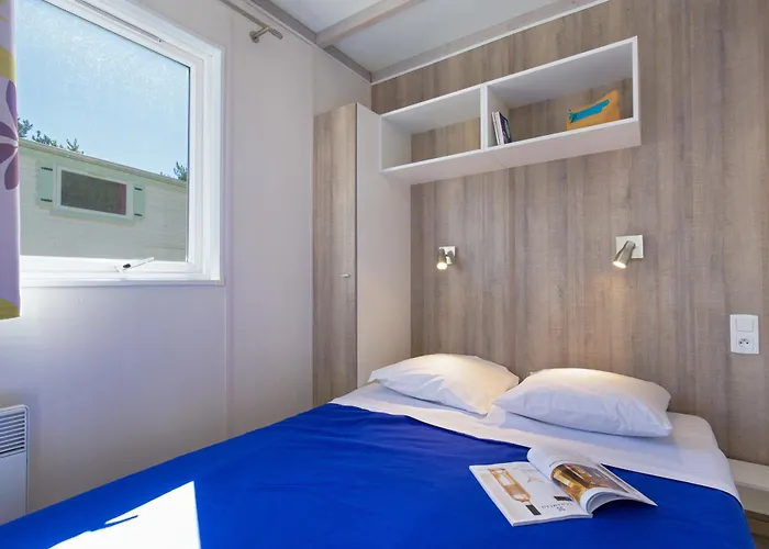 La Pinede Parque de Campismo