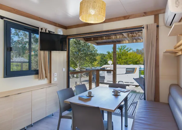 La Pinede Parque de Campismo 4*